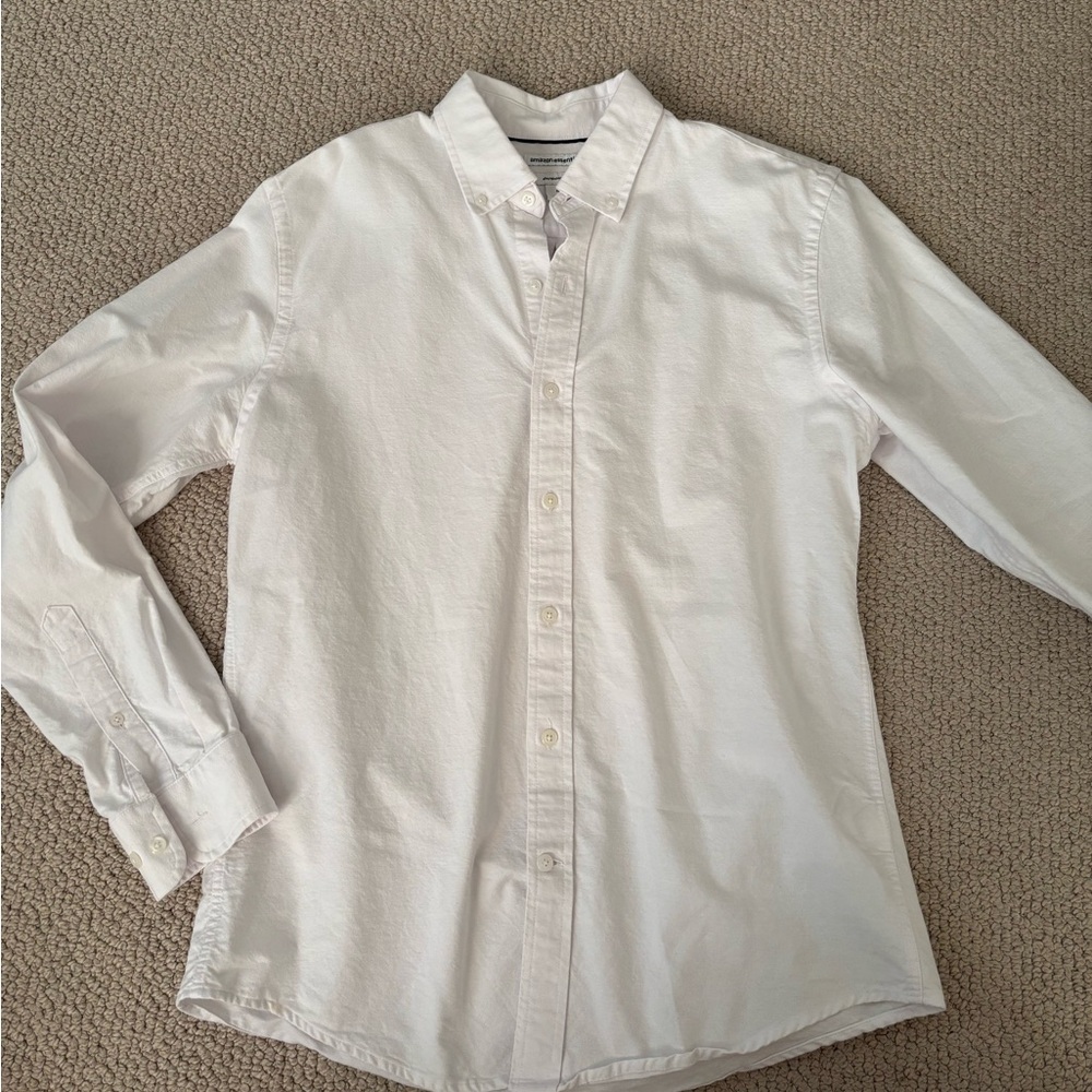 Amazon Essentials Men's White Button Down Shirt